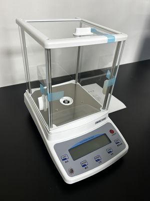 Analisador de densidade de alta eficiência para utilização na indústria de ensaios de densidade